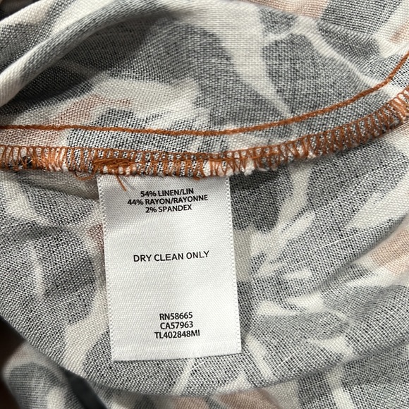 Women’s floral Jumpsuit - Picture 7 of 7